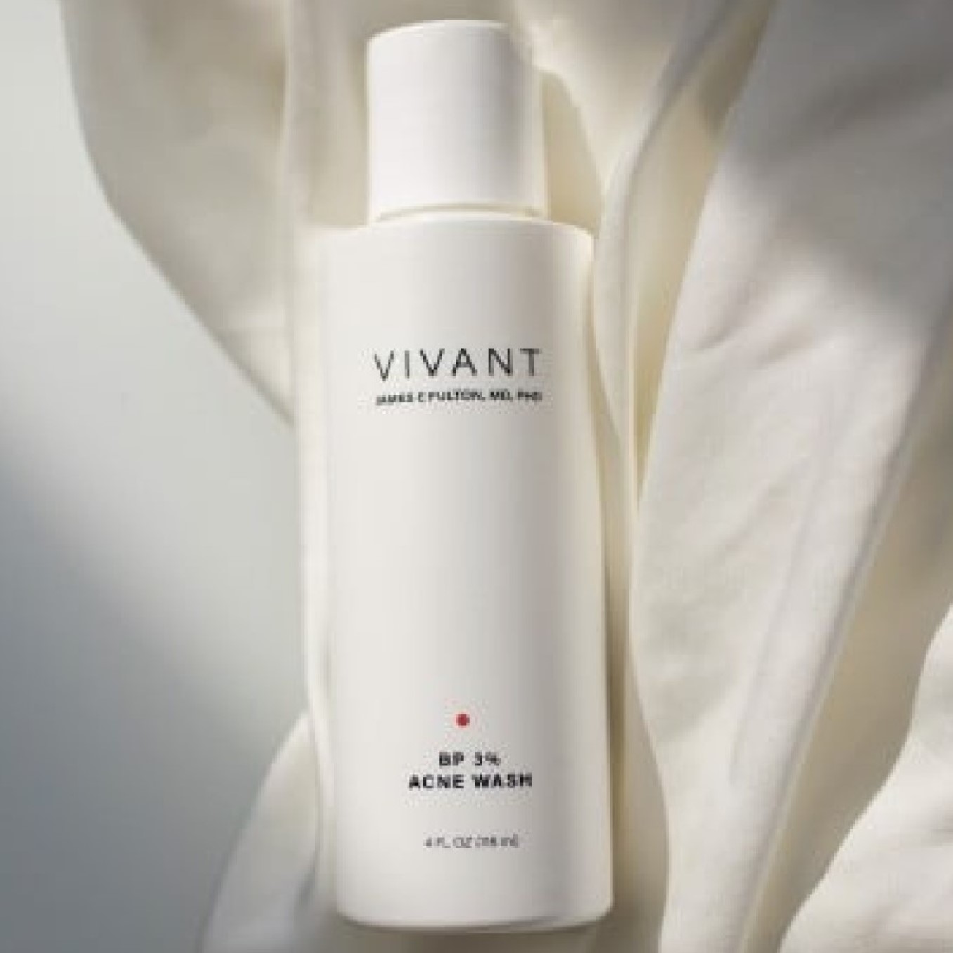 Sữa rửa mặt hỗ trợ kháng khuẩn Vivant BP Acne wash 