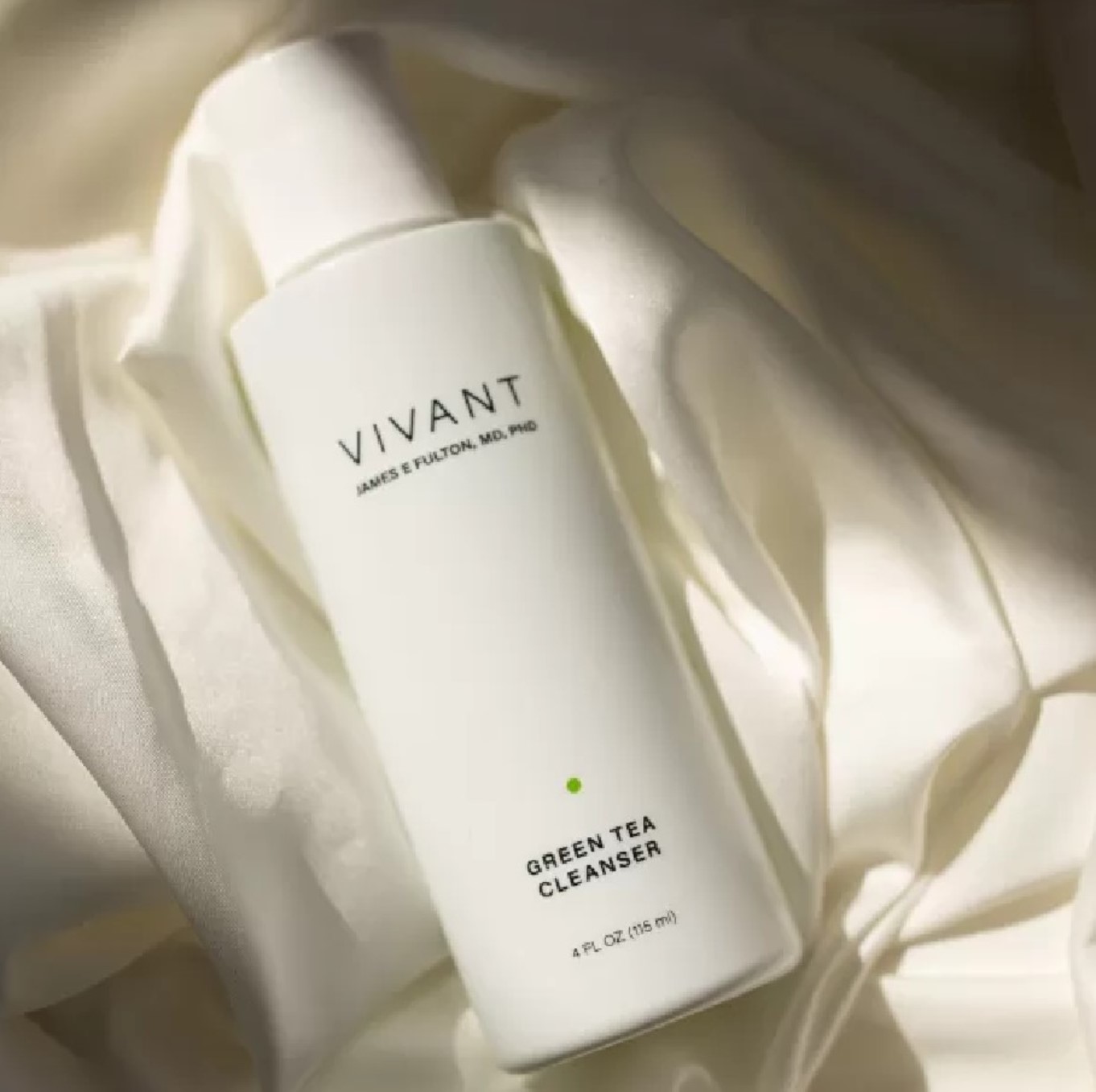 Sữa rửa mặt chống oxy hóa Vivant Green Tea Cleanser 